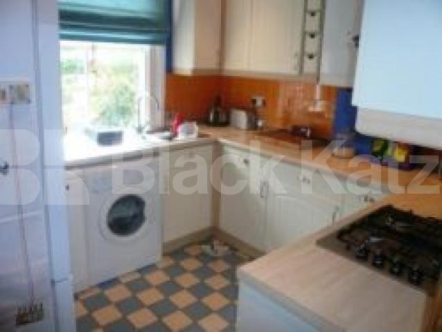 			LET!, 2 Bedroom, 1 bath, 1 reception Flat			 Weston Park, CROUCH END N8